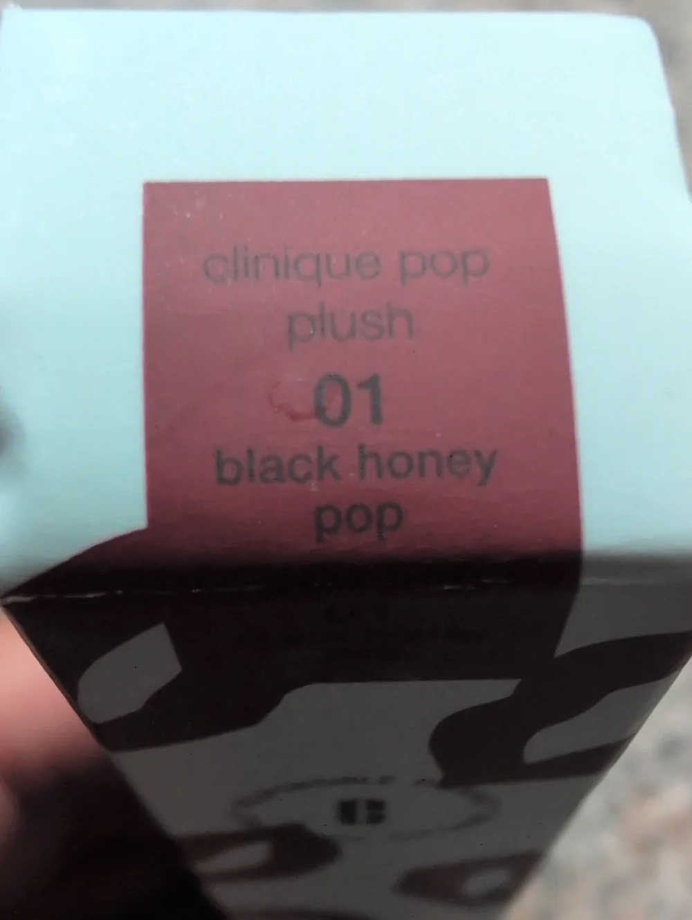 Clinique Kate Spade Pop Plush Black Honey Pop 01